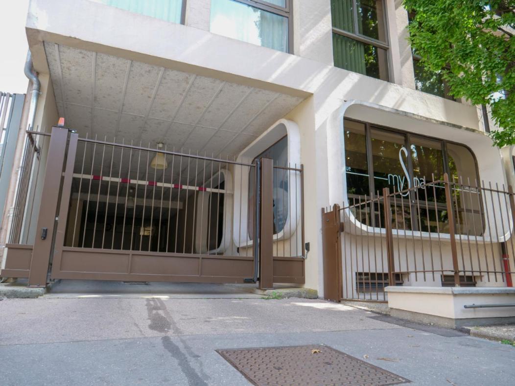 Appartement Le Drouhouse + Parking Prive